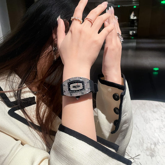 Luxury Diamond Edition Watch – Shine with Confidence